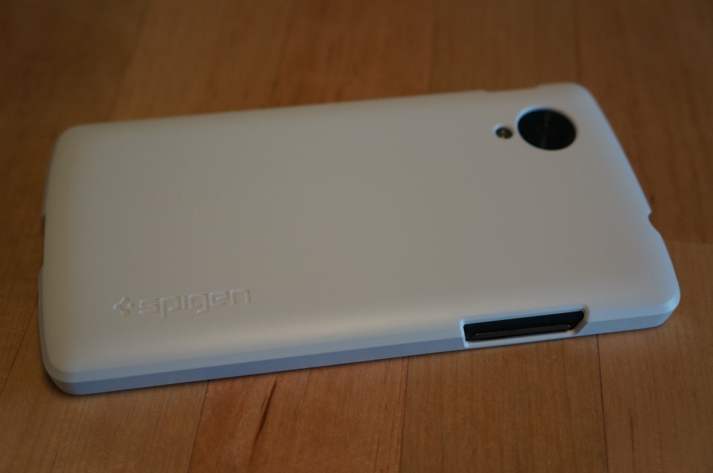 Spigen Nexus 5 ケース ウルトラ フィット